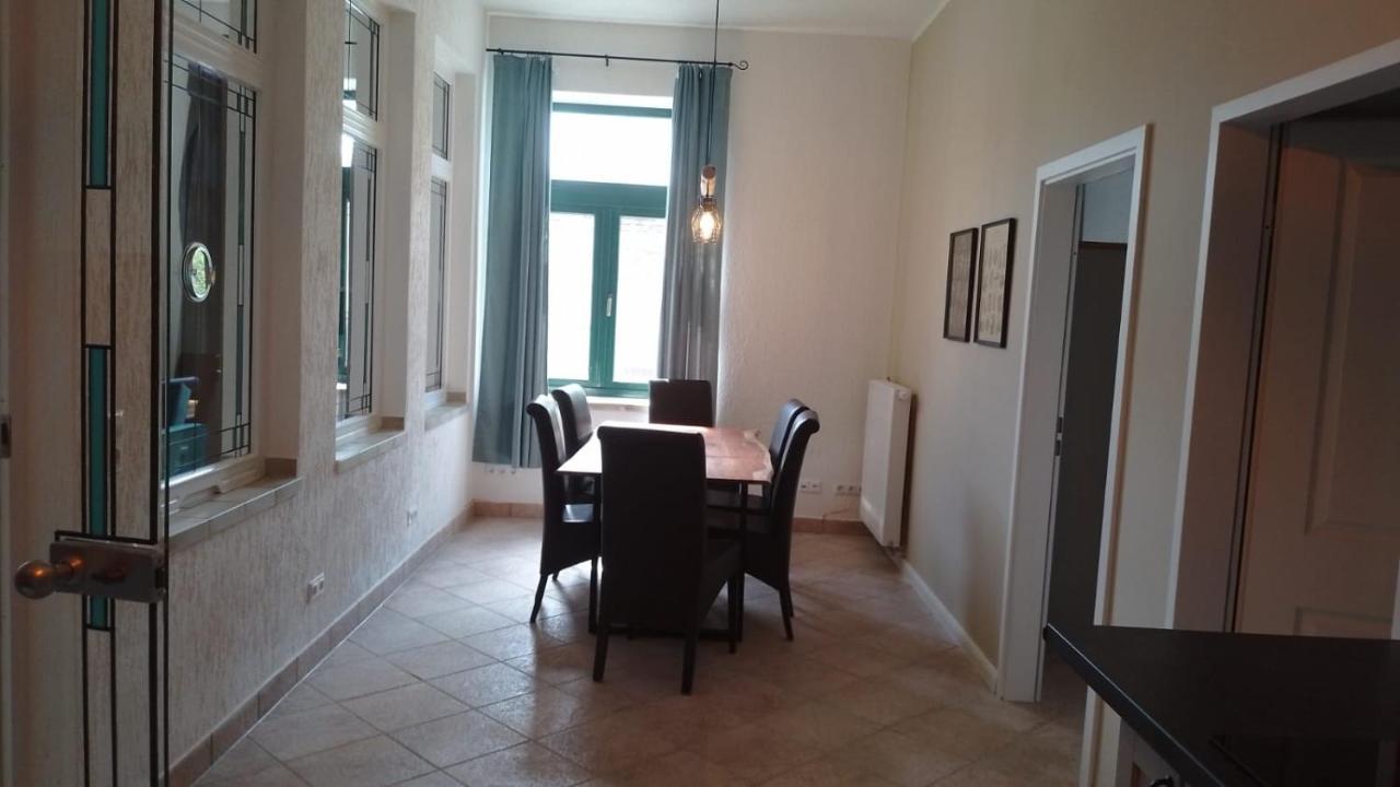 Ferienwohnung Mit Kamin Und Traumhafter Dachterrasse Mit Weitblick In Die Natur Neu Gaarz Esterno foto