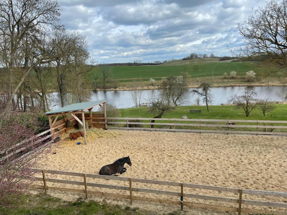 Ferienwohnung Mit Kamin Und Traumhafter Dachterrasse Mit Weitblick In Die Natur Neu Gaarz Esterno foto
